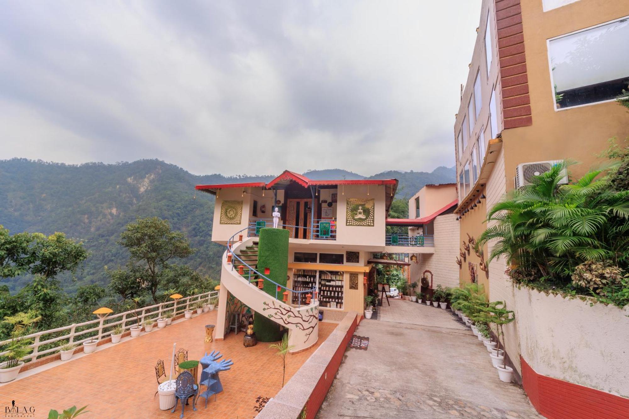 Veda5 Ayurveda & Yoga Retreat Hotel Rishīkesh Екстериор снимка