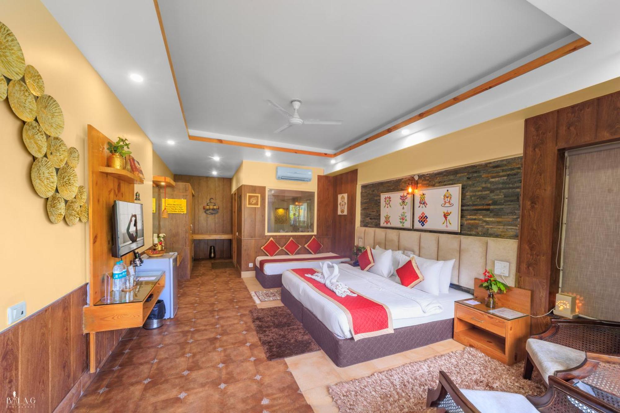 Veda5 Ayurveda & Yoga Retreat Hotel Rishīkesh Екстериор снимка