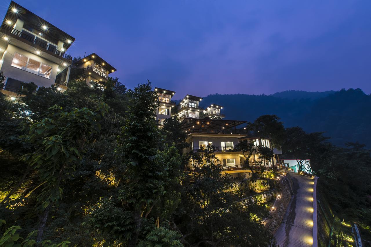 Veda5 Ayurveda & Yoga Retreat Hotel Rishīkesh Екстериор снимка