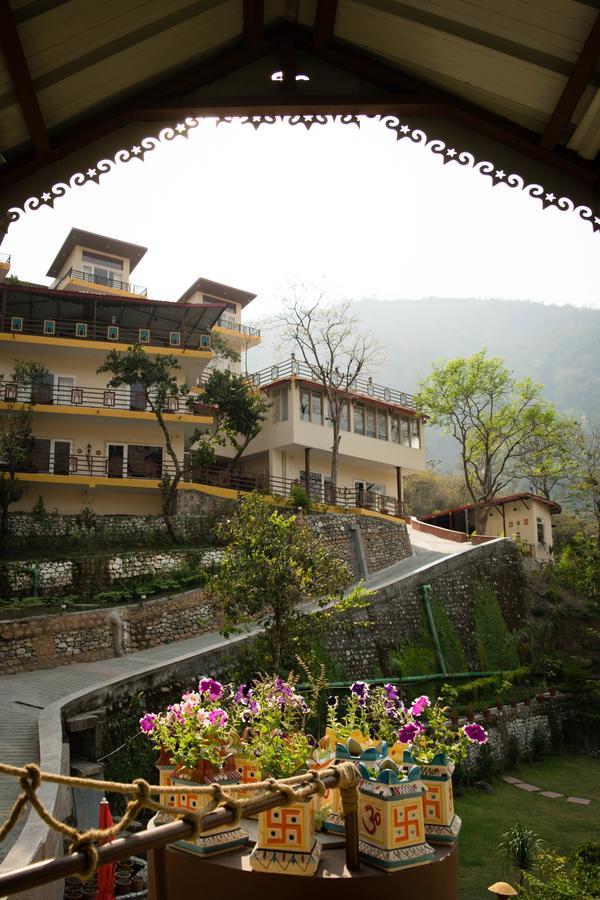 Veda5 Ayurveda & Yoga Retreat Hotel Rishīkesh Екстериор снимка