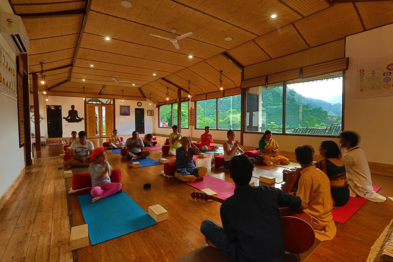 Veda5 Ayurveda & Yoga Retreat Hotel Rishīkesh Екстериор снимка