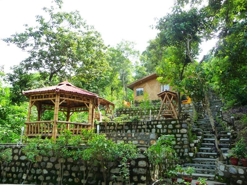 Veda5 Ayurveda & Yoga Retreat Hotel Rishīkesh Екстериор снимка