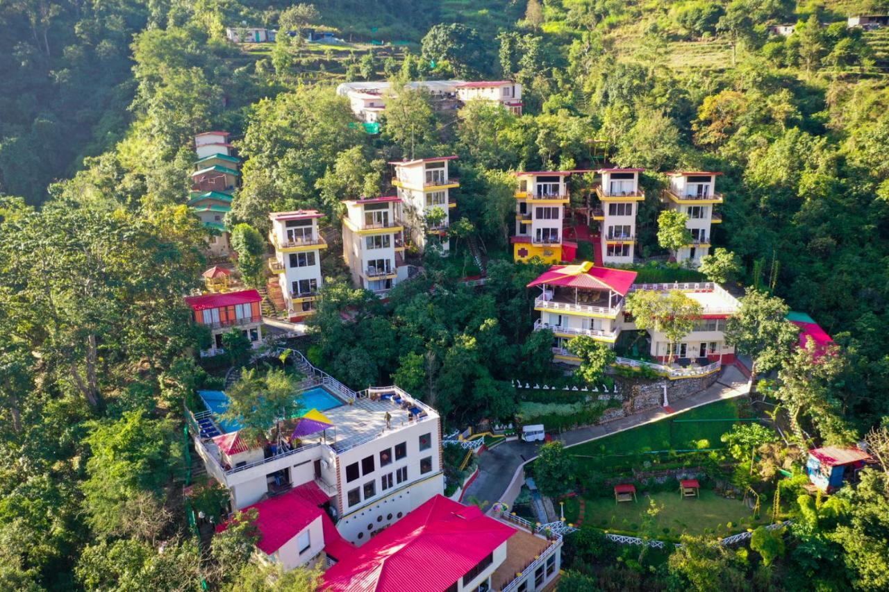 Veda5 Ayurveda & Yoga Retreat Hotel Rishīkesh Екстериор снимка