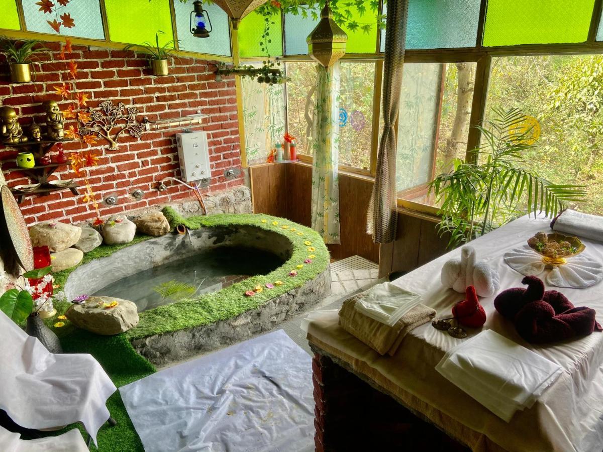 Veda5 Ayurveda & Yoga Retreat Hotel Rishīkesh Екстериор снимка