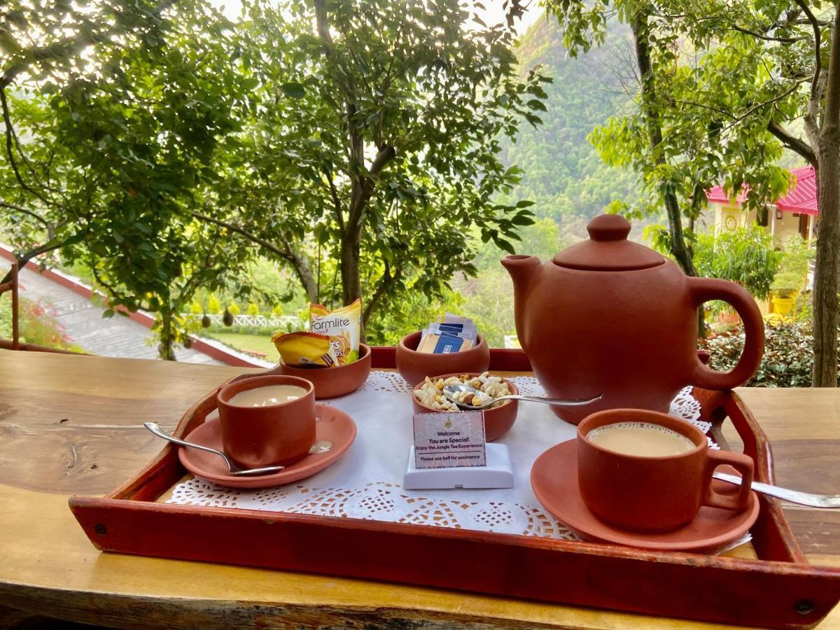 Veda5 Ayurveda & Yoga Retreat Hotel Rishīkesh Екстериор снимка